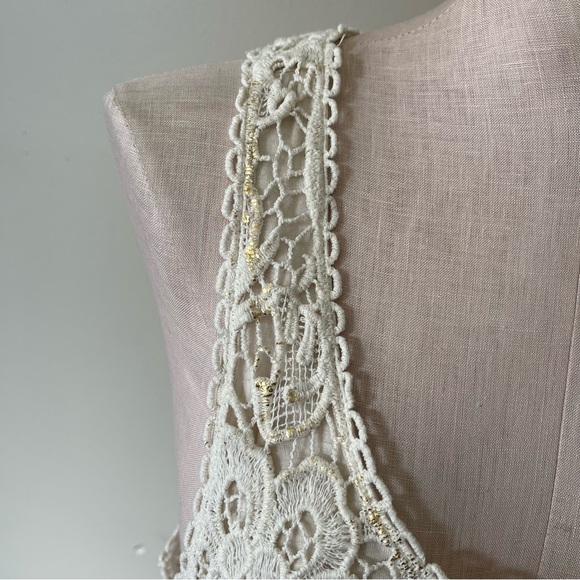 URBAN OUTFITTERS STARING AT STARS Crochet Tank Top - Picture 8 of 11